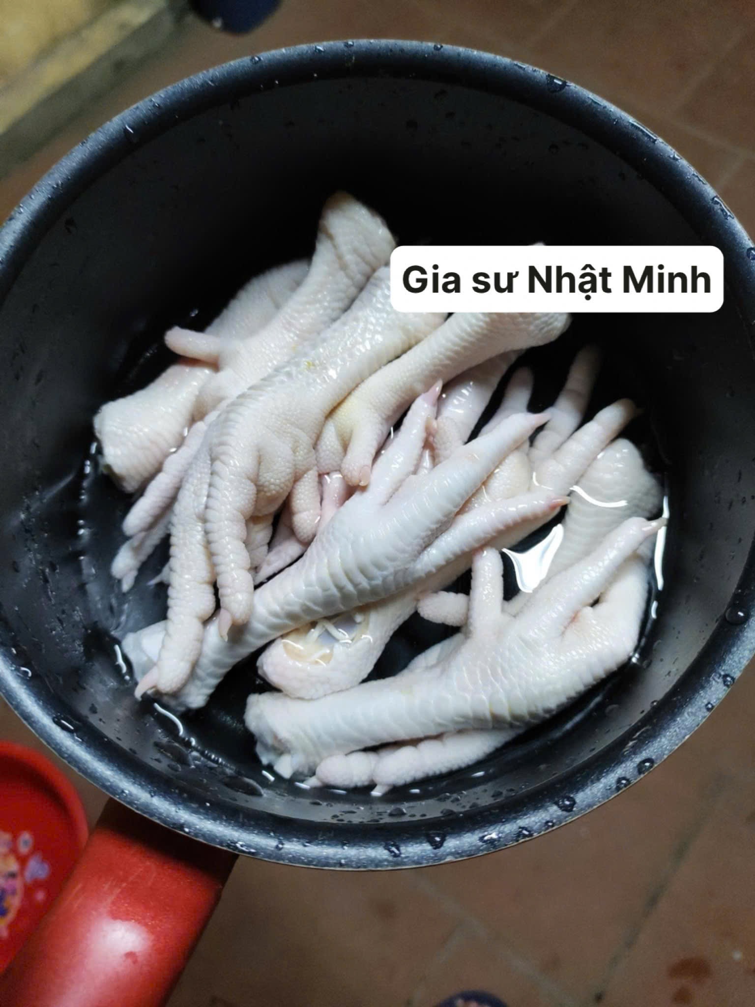 Chân Gà: Món Quà Cho Sức Khỏe – Tưởng Không Tốt Mà Tốt Không Tưởng